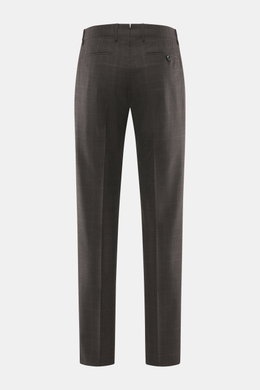 Berwich Wool pants 'Retrolong' dark brown checkered shown from the back, made of fine twill pure wool with Prince of Wales pattern, regular fit, tapered legs, waistband buttons, zipper, simple pleat, piped hip pockets, welt back pockets, and open hem leng