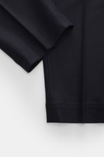 Close-up front view of Santaniello Trousers 'Cava' navy, showing soft wool blend fabric and tapered ankle-length hem. Casualness meets style: The 'Cava' trousers by SANTANIELLO impress with a noble wool blend in a comfortable tapered fit – for classic, re