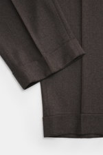 PT Torino Wollhose 'Rebel Fit' dunkelbraun meliert, Detailaufnahme von Saum und Bein, elastische Schurwolle, schmal zulaufend, knöchellang, fixierter Saumaufschlag.