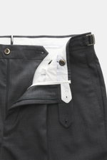 PT Torino Wollhose 'Gentleman Fit' dunkelgrau meliert, Nahaufnahme von Bund und Reißverschluss, Super 160'S Schurwolle, schmal zulaufend, Side Adjuster.