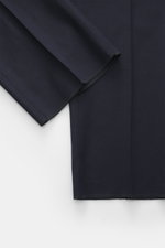 PT Torino Wollhose 'Gentleman Fit' navy, Detailansicht der offenen Hosenbeine aus Schurwolle mit Seide, schmal zulaufend, weicher Griff.
