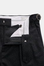 Close-up front view of Brunello Cucinelli Wool Pants anthracite Melange showing zipper, button, double pleats, and side adjuster in pure virgin wool.