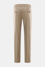 Rückansicht der Incotex Jogpants taupe, Regular Fit, gerader Schnitt, teielastischer Bund, französische Taschen, Knopf-Patte, Wolle-Seide-Mix, Reißverschluss.