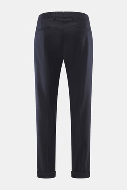 Briglia 1949 Wool pants 'Tiberios' navy shown from the rear, twill made of pure new wool, slightly elastic, soft feel, tapered fit, regular thigh width, ankle length, very narrow tapering, zipper and waistband buttons, simple waistband pleat, french pocke