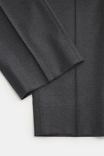 Close-up front view of Briglia 1949 Wool trousers 'Platti' grey melange in flannel made of pure new wool, with slightly elastic quality, soft feel, regular fit, slightly tapered legs, zipper and waistband button, double waistband pleat, slant welt pockets