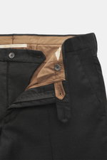 Close-up front view of Briglia 1949 Wool pants 'Naviglio' anthracite with open zipper, button, and beige inner lining, showcasing fine twill virgin wool fabric, slightly elastic quality, soft touch, Regular Fit, slightly tapered shape, zipper and waistban