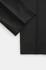 Close-up front view of Briglia 1949 Wool pants 'Naviglio' anthracite, showcasing soft, slightly elastic virgin wool fabric with fine twill and elegant stitching.

Description:
<p>Soft touch meets timeless aesthetics: The 'Naviglio' pants by BRIGLIA 1949 c