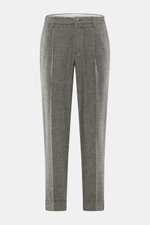 GTA Hose 'Dennis' grau meliert, frontal fotografiert, knöchellang, tapered Fit, Mix aus Wolle, Viskose, Microfaser, elastisch, soft, mit Bundknopf, Reißverschluss, Taschen, Saumaufschlag.