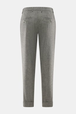 Rückansicht der GTA Hose 'Dennis' grau meliert, knöchellang, schmal zulaufend mit Reißverschluss, Bundknopf, französischen Taschen, fixiertem Saumaufschlag, aus Wolle-Mix.