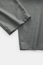 Closed Hose 'Fairport' grau meliert, Detailaufnahme aus schräger Perspektive, Mix aus Wolle, Viskose, Microfaser, weicher Griff, Regular Fit, gerader Schnitt, Reißverschluss, Bundknopf, französische Taschen, Gesäßtaschen mit geknöpfter Patte, typisches CL
