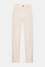 Mason's Chino 'Boston Style' sand, frontale Ansicht, Twill aus Baumwolle, leicht elastisch, weicher Griff, garment dyed, Regular Fit, schmal zulaufend, Zip Fly, Bundknopf, französische Taschen, Münztasche, Gesäßtaschen mit geknöpfter Patte.