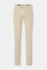Mason's Cordhose 'New York Style' sand, slim fit corduroy pants with slight stretch, photographed front-facing, showing button, zipper, and pockets. <p>Wohlfühlen mit Stil: Die Cordhose 'New York Style' von MASON'S bringt Wärme und Charakter in die Herbst