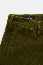 Close-up front view of Mason's Corduroy trousers 'New York Style' olive, showing belt loops, French pocket, and soft cotton-lyocell fabric texture. Comfort and style: The corduroy trousers 'New York Style' by MASON'S add warmth and character to your autum