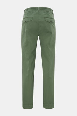 Grüne 04651/ A trip in a bag Baumwollhose 'Flex' von hinten, knöchellang, mit Tapered Fit, teileslastischem Bund, französischen und geknöpften Gesäßtaschen.
