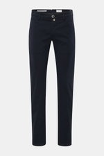 Jacob Cohen Chino 'Bobby' navy in schmalem Slim Fit, Baumwoll-Twill mit Stretch, garment dyed, Reißverschluss, französische Taschen, Leder-Patch, frontale Ansicht.