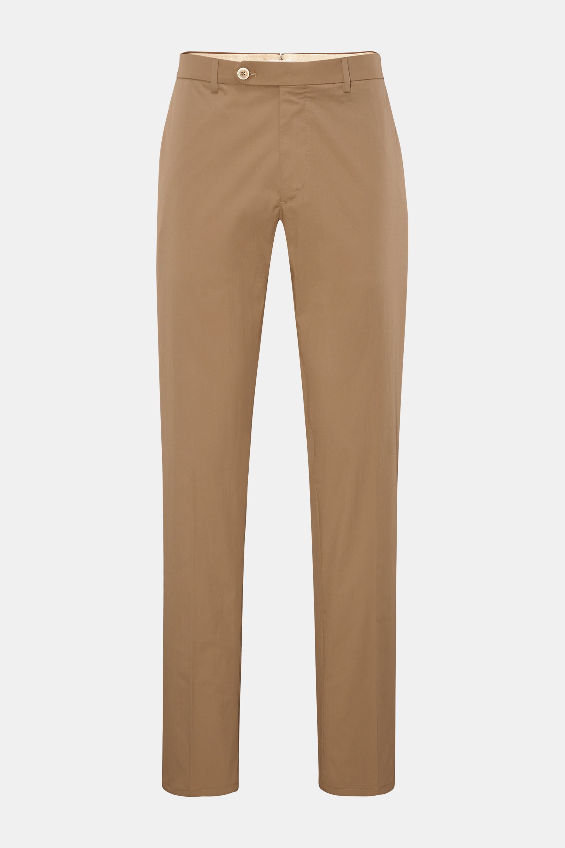GTA Chino 'Federico RE' hellbraun, frontal fotografiert, Regular Fit, leichter Twill aus Baumwolle und Microfaser, elastisch, glatter Griff, gerade geschnitten, mit Reißverschluss, Bundknopf, innenliegendem elastischem Band, französischen Taschen und Gesä