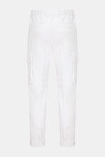 04651/ A trip in a bag Cord-Cargohose offwhite, Rückansicht, Breitcord Baumwolle, leichter Stretch, weicher Griff, Tapered Fit, reguläre Oberschenkelweite, knöchellang, schmal zulaufend, Reißverschluss, Bundknopf, teilelastischer Bund mit Tunnelzug, franz