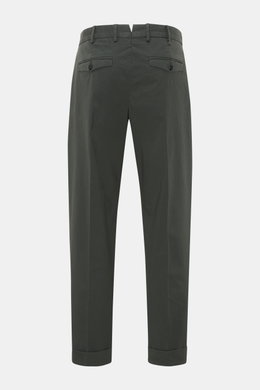 PT Torino Chino 'Rebel Fit' dunkelgrün, knöchellang, aus reiner Baumwolle, Tapered Fit, Rückansicht mit Gesäßtaschen, Bundhaken, Saumaufschlag.