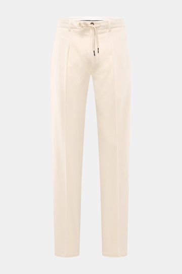 Circolo 1901 Jersey-Jogpants "Premium Piquet" creme, frontal fotografiert, Regular Fit aus elastischem Piqué-Jersey mit Tunnelzug, Reißverschluss, Taschen und Logo-Print.