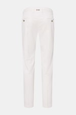 Mason's Chino 'Torino Style' offwhite, slim Fit, niedrige Bundhöhe, schmal zulaufend, Rückansicht, Twill aus Baumwolle/Lyocell mit Stretch, weicher Griff.