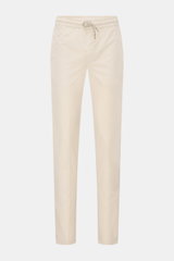 Front view of Mason's Jogger pants 'New York' sand in lightweight, stretchy cotton and lyocell blend with elasticated waistband and drawstring.

<p>Comfort and style: The jogger pants 'New York' made of lyocell and cotton in stretchy fabric with a comfort