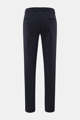 GTA Hose 'Davide' navy Rückansicht, knöchellang, schmal zulaufend, aus elastischem Jersey-Baumwoll-Mix mit französischen Taschen, Bundknopf, Reißverschluss, Logo-Detail, Regular Fit.