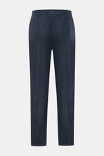 Rear view of 04651/ A trip in a bag Leinen-Jogpants 'Linen Pants' navy in pure linen with elastic waistband, tapered fit, French and patch pockets, ankle-length. <p>Perfekt für warme Tage: Die Leinen-Jogpants von 04651/ A TRIP IN A BAG werden zum idealen 