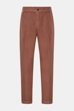 Front view of 04651/ A trip in a bag Linen jogger pants 'Linen Pants' rust brown, pure linen with tapered, short cut, elastic waistband, zip and button.

Description: <p>Perfect for warm days: These linen jogger pants by 04651/ A TRIP IN A BAG are the ide