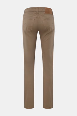 Jacob Cohen Baumwollhose 'Bard' graubraun, Slim Fit Five-Pocket-Hose aus elastischer, weicher Baumwolle mit Ponyfell-Lederpatch, Rückansicht.