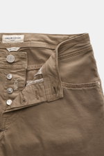 Close-up front view of Jacob Cohen Cotton trousers 'Nick' grey-brown showing button fly, five-pocket style, tonal stitching, and leather patch. Modern luxury for everyday wear – why not? The five-pocket trousers 'Nick' by JACOB COHEN combine high-quality 