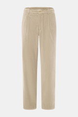 Marco Pescarolo Cordhose 'Dieci' beige, frontal fotografiert, Cord aus Baumwolle, elastischer Bund, Tapered Fit, knöchellang mit Taschen und Knopfverschluss.