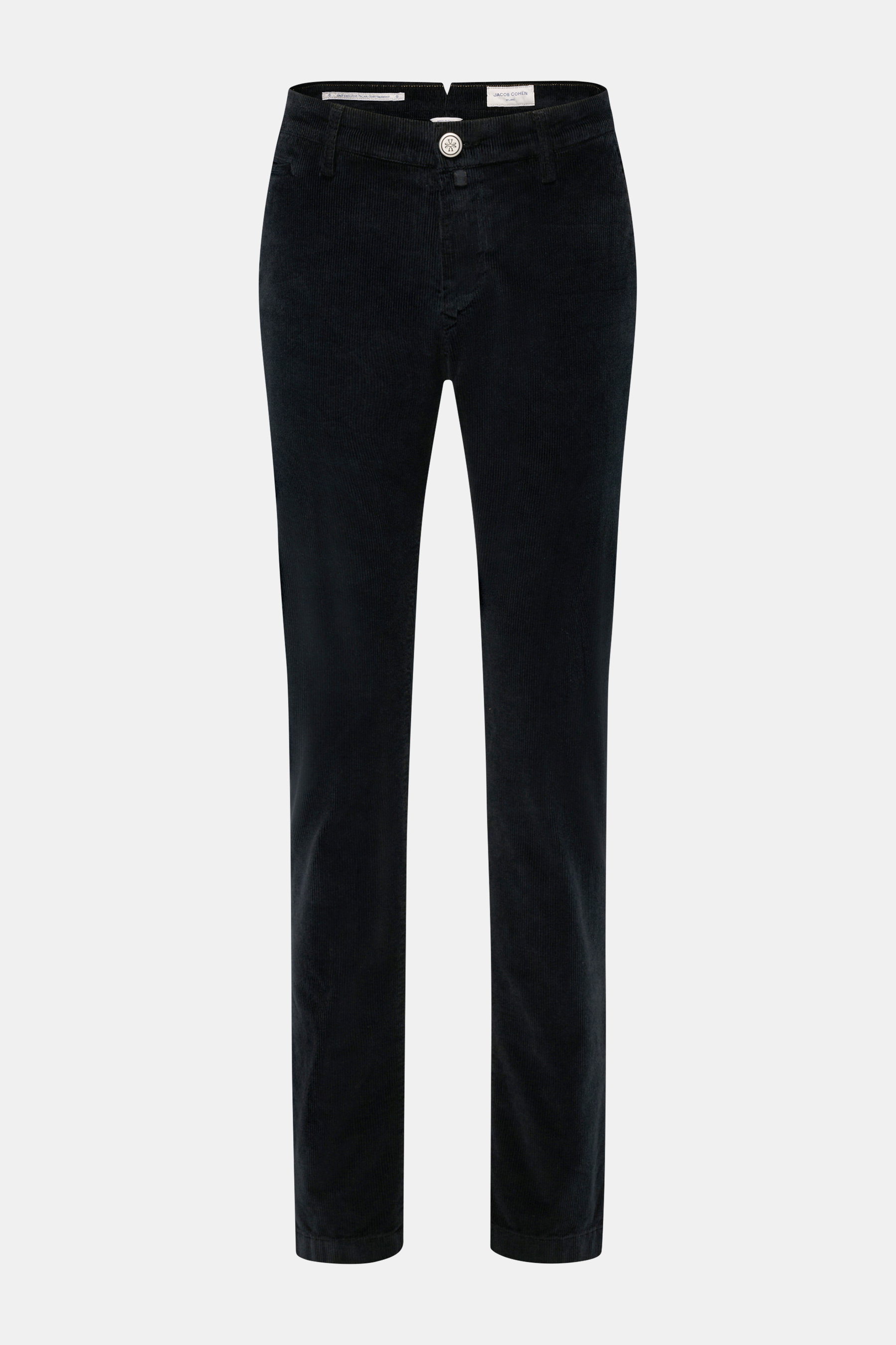 Jacob Cohen Cordhose 'Bobby' schwarz, Cord aus Baumwoll-Mix, Slim Fit, schmaler Schnitt, Reißverschluss, Bundknopf, Taschen, frontal fotografiert.