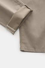 Jacob Cohen Jeans 'Bard' taupe, Nahaufnahme des Beinendes mit Umschlag, Denim aus Baumwolle und Microfaser, Slim Fit, Five-Pocket-Stil.