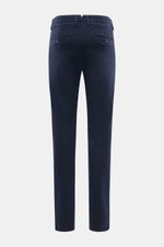Rear view of Jacob Cohen Pants 'Bobby' navy in slim tapered fit with back button pockets and tonal leather patch.

<p>Embrace modern luxury in everyday life: The slim-cut pants 'Bobby' from JACOB COHEN impress with soft twill made of cotton with lyocell, 