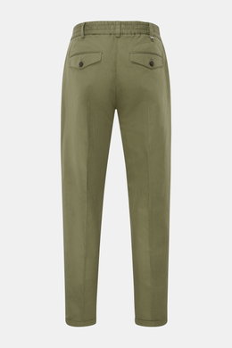 PT Torino Jogger pants 'The Rebel' green shown from the back, cotton-linen blend, regular fit, tapered cut, cropped length, elasticated waistband, button fly, French and buttoned back pockets, fixed hem turn-up.