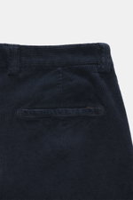 Close-up rear view of Berwich Corduroy pants 'Chiaia' navy showing waistband, belt loop, back pocket, and corduroy texture in tapered fit.

Description: <p>The trousers 'Chiaia' by BERWICH show how casual elegance can be with their distinctive corduroy in