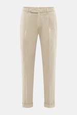 Santaniello Chino 'Camerota' beige shown from front, ankle-length beige chinos in soft elastic cotton twill with single waistband pleat, tapered fit, French and back buttoned flap pockets, zipper and waistband buttons, fixed hem cuff, and regular thigh wi