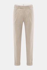 PT Torino Chino 'Master Fit' taupe in Frontansicht, Regular Fit, Twill mit Cashmere, Stretch, Saumaufschlag, Bundfalte, französische Taschen.