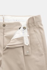 PT Torino Chino 'Master Fit' taupe, Nahaufnahme von Bund und Reißverschluss, Twill Baumwolle mit Cashmere, elastisch, Saumaufschlag.