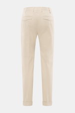 PT Torino Chino 'Master Fit' sand von hinten, Twill aus Baumwolle mit Cashmere, Regular Fit, schmal zulaufend, fixierter Saumaufschlag, Taschen.
