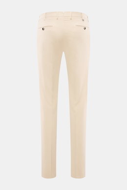 PT Torino Chino 'Slim Fit' sand shown from the back, made of cotton twill with light stretch, soft touch, French pockets, zipper, buttons, and welted back pockets. For this chino, PT TORINO chooses classic cotton twill in a soft quality and adds a slight 