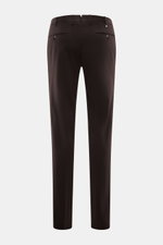 PT Torino Chino 'Slim Fit' dunkelbraun shown from the back, made of classic cotton twill with light stretch, soft touch, slim fit, zipper and waistband buttons, French pockets, small watch pocket, welted back pockets with button, ideal for versatile offic