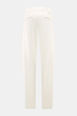 PT Torino Cotton Trousers 'Carrot Fit' offwhite shown from the back, ankle-length with double pleats and buttoned flap pockets.