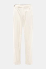 PT Torino Cordhose 'Carrot Fit' creme, frontale Nahaufnahme, kurze Bundfalten, Knopfriegel, knöchellang mit Saumaufschlag aus leicht elastischem Baumwollcord.