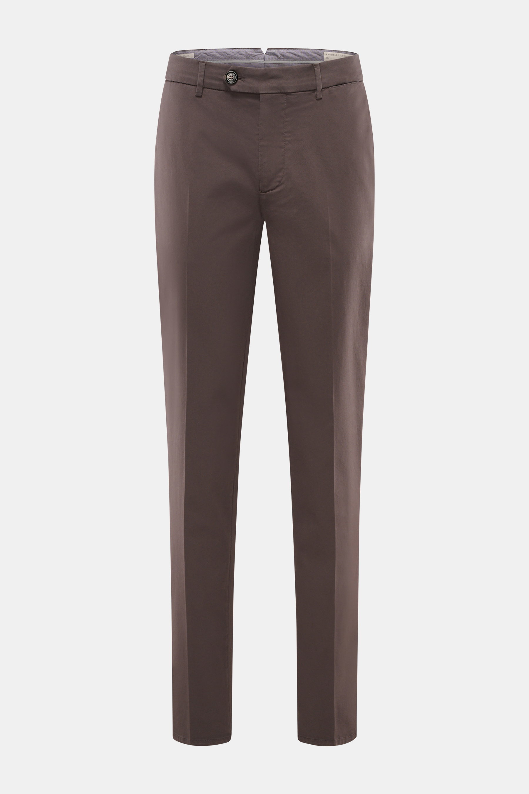 Brunello Cucinelli Chino 'Italian Fit' graubraun, frontale Ansicht, Twill-Baumwolle, Regular Fit, mit Reißverschluss, Bundknöpfen, französischen Taschen und Uhrentasche.