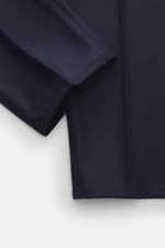 Close-up front view of Brunello Cucinelli wool trousers navy in pure virgin wool, soft touch, regular fit with single pleat.

Description: <p>These wool trousers of the luxury label BRUNELLO CUCINELLI are a true classic among trouser models with their ple