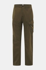 Front view of C.P. Company Cargo pants olive in high-quality microfiber with soft feel, tapered fit, straight short cut, zipper and waistband button, French pockets, practical cargo pockets, back pocket with flap, and label-typical lens detail.
