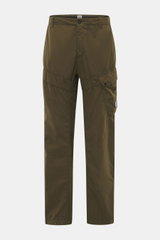 Front view of C.P. Company Cargo pants olive in high-quality microfiber with soft feel, tapered fit, straight short cut, zipper and waistband button, French pockets, practical cargo pockets, back pocket with flap, and label-typical lens detail.