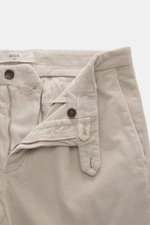 Close-up top front view of Briglia 1949 Corduroy pants beige in soft cotton-modal blend, zip, button, and waistband pleat.