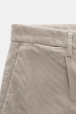 Close-up front view of Briglia 1949 Corduroy pants beige showing soft cotton-modal fabric, waistband, belt loop, and French pocket.

Description: Retro all-rounder: These corduroy pants by BRIGLIA 1949 impress with their soft material blend of cotton and 